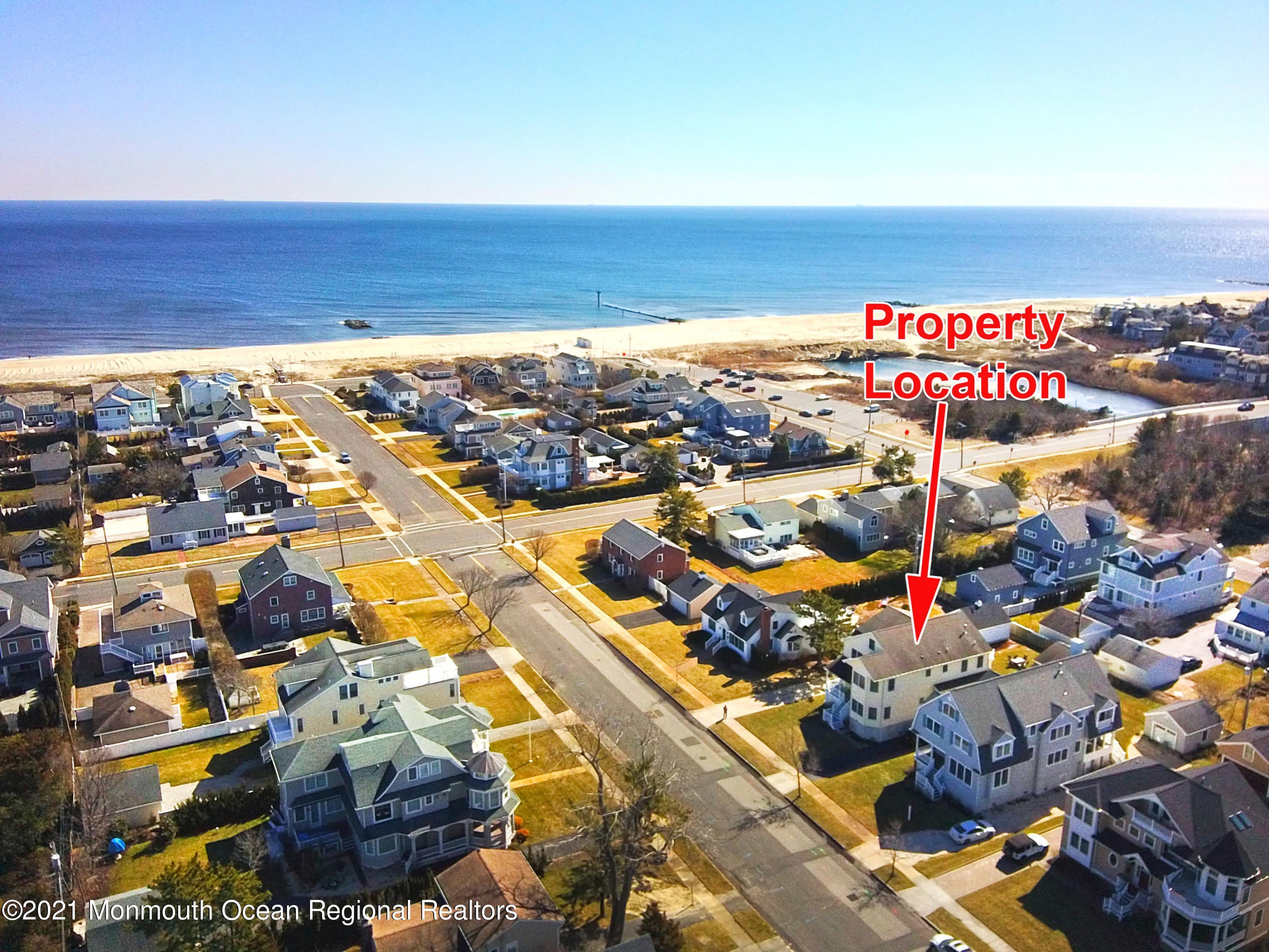 111 York Avenue – photo 1