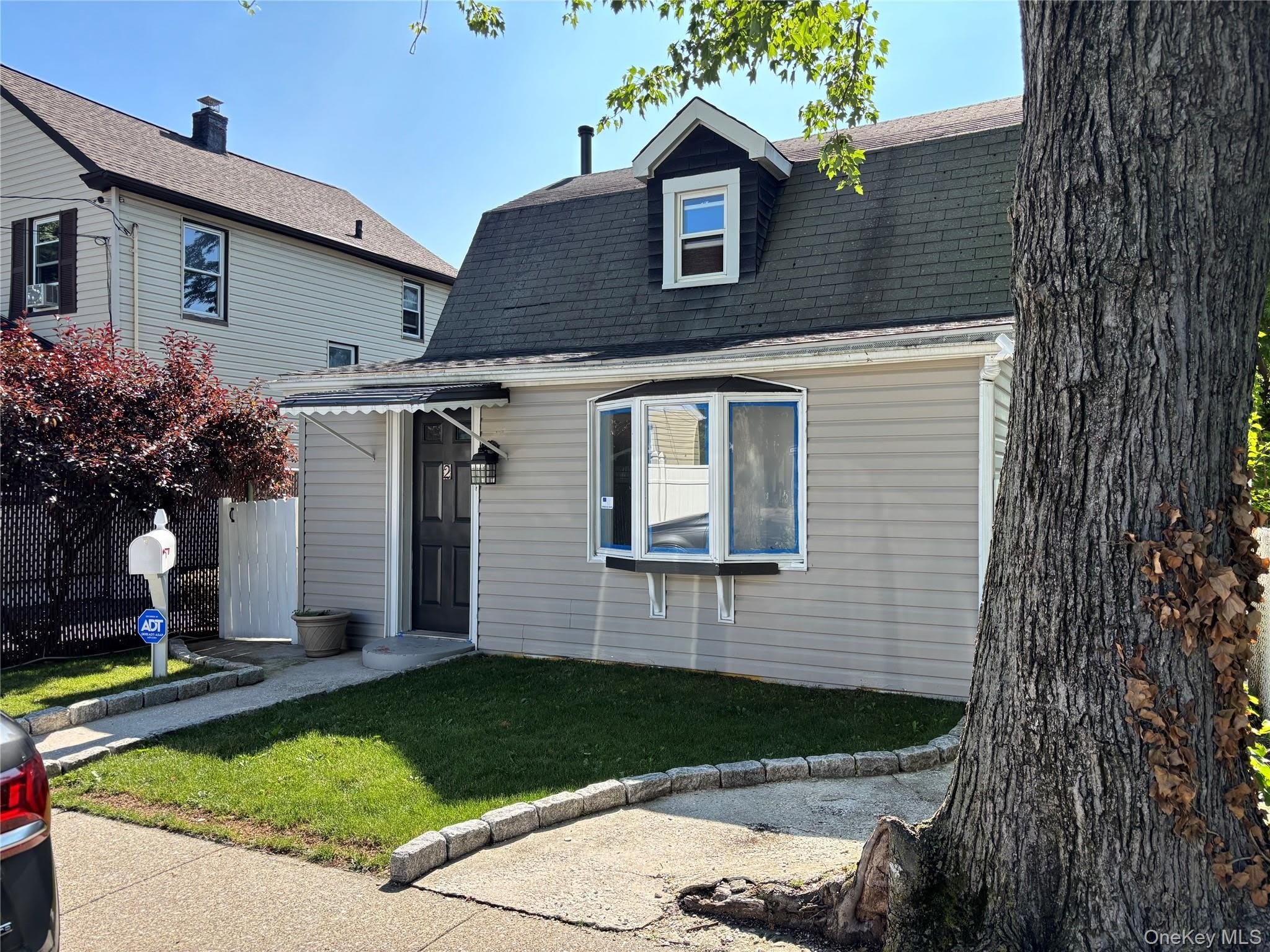 2 Alexander Place – photo 2