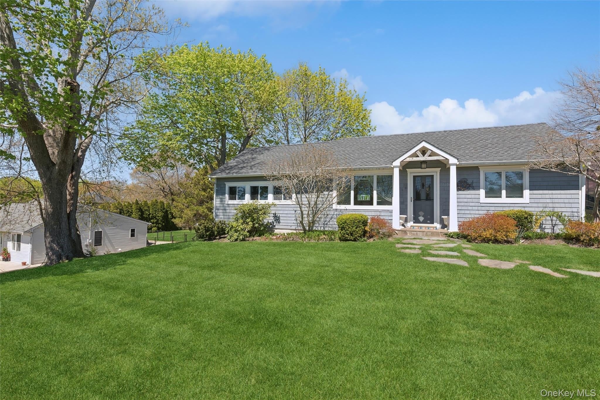 1600 Captain Kidd Drive – photo 2