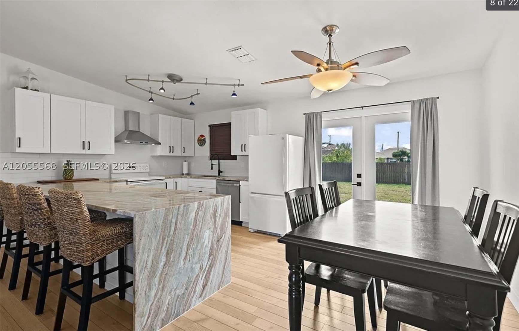 320 SE 26 TERRACE – photo 4