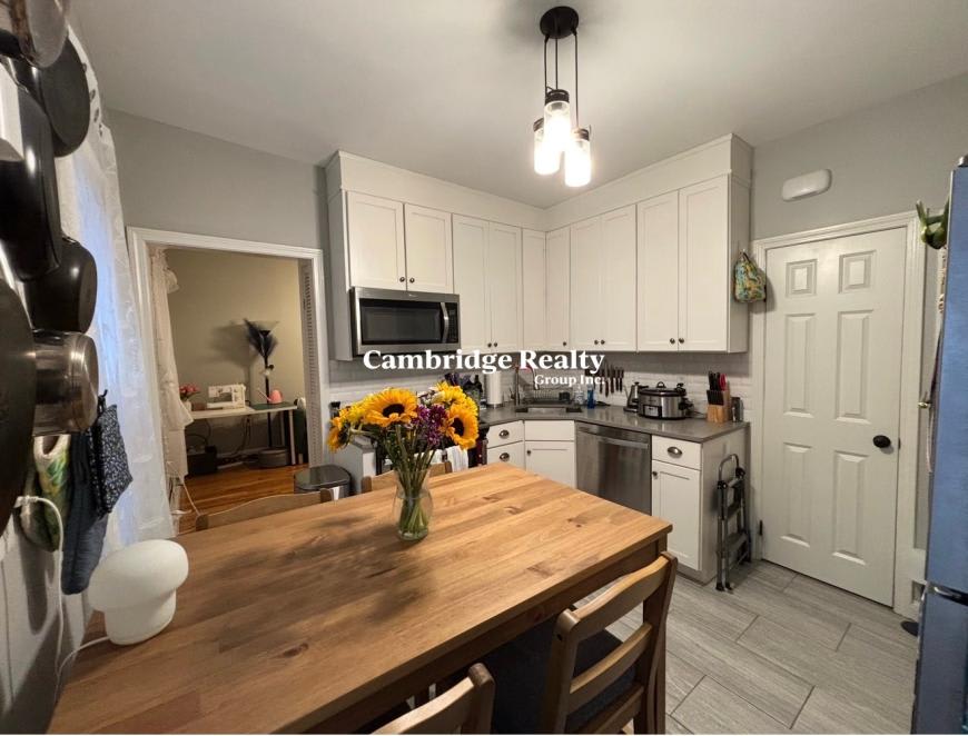5 Marcella St. – photo 1