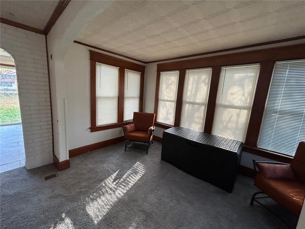 125 Windsor Road – photo 4