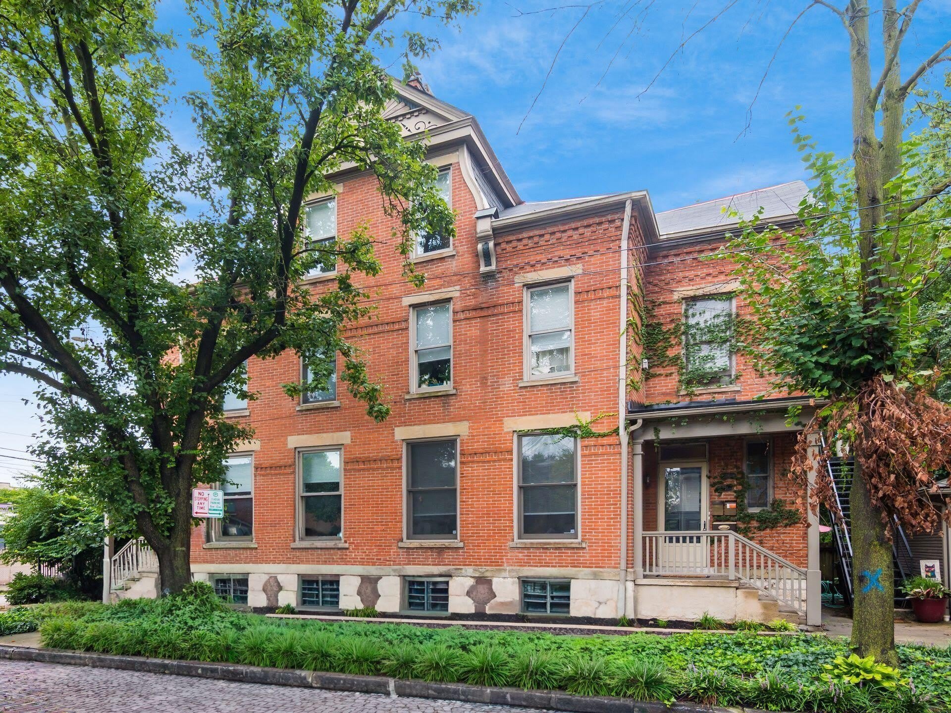 36 E Kossuth Street – photo 2