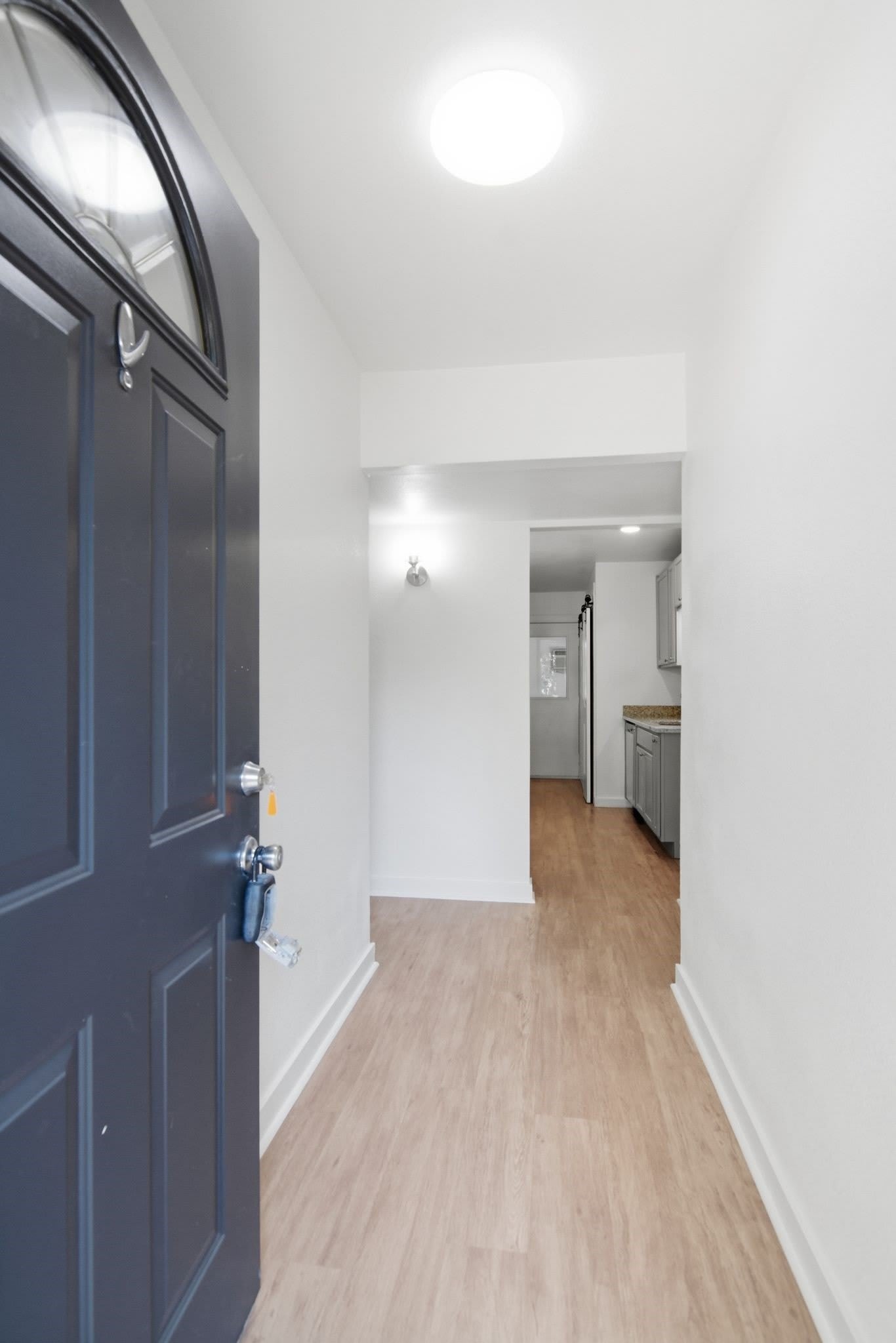 809 James Street – photo 3
