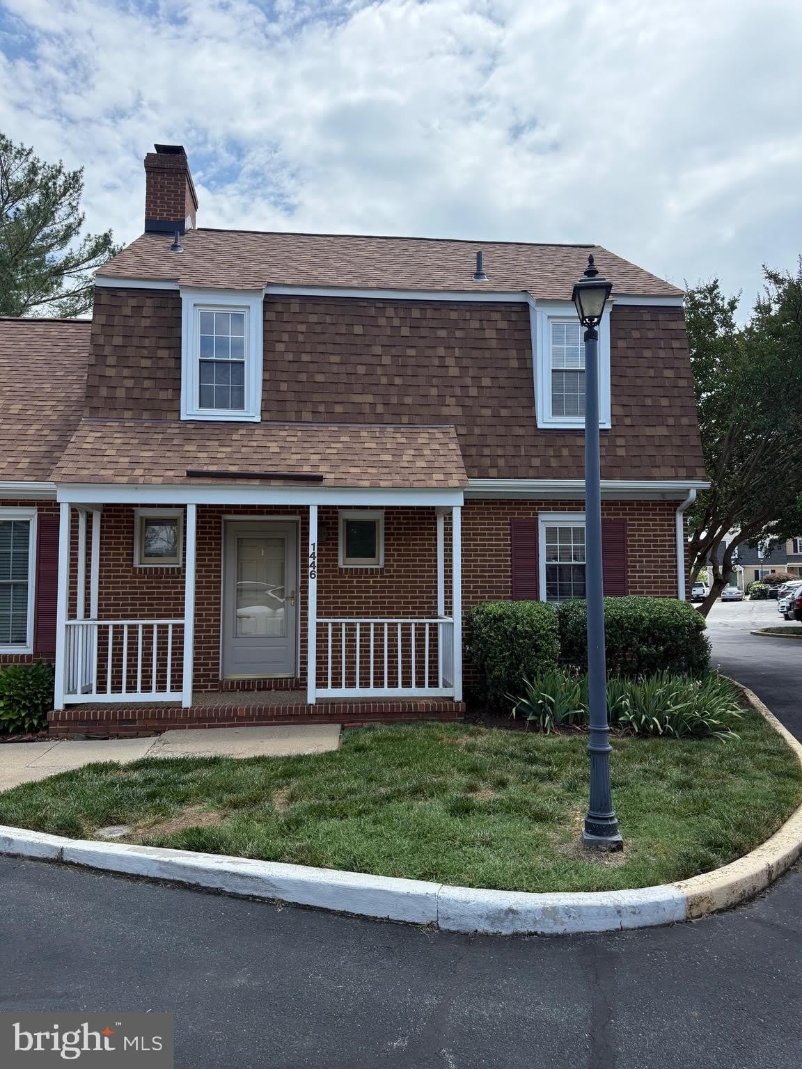 1446 Kenmore Avenue – photo 2