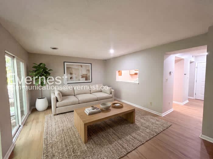 4090 Midlands Road – photo 3