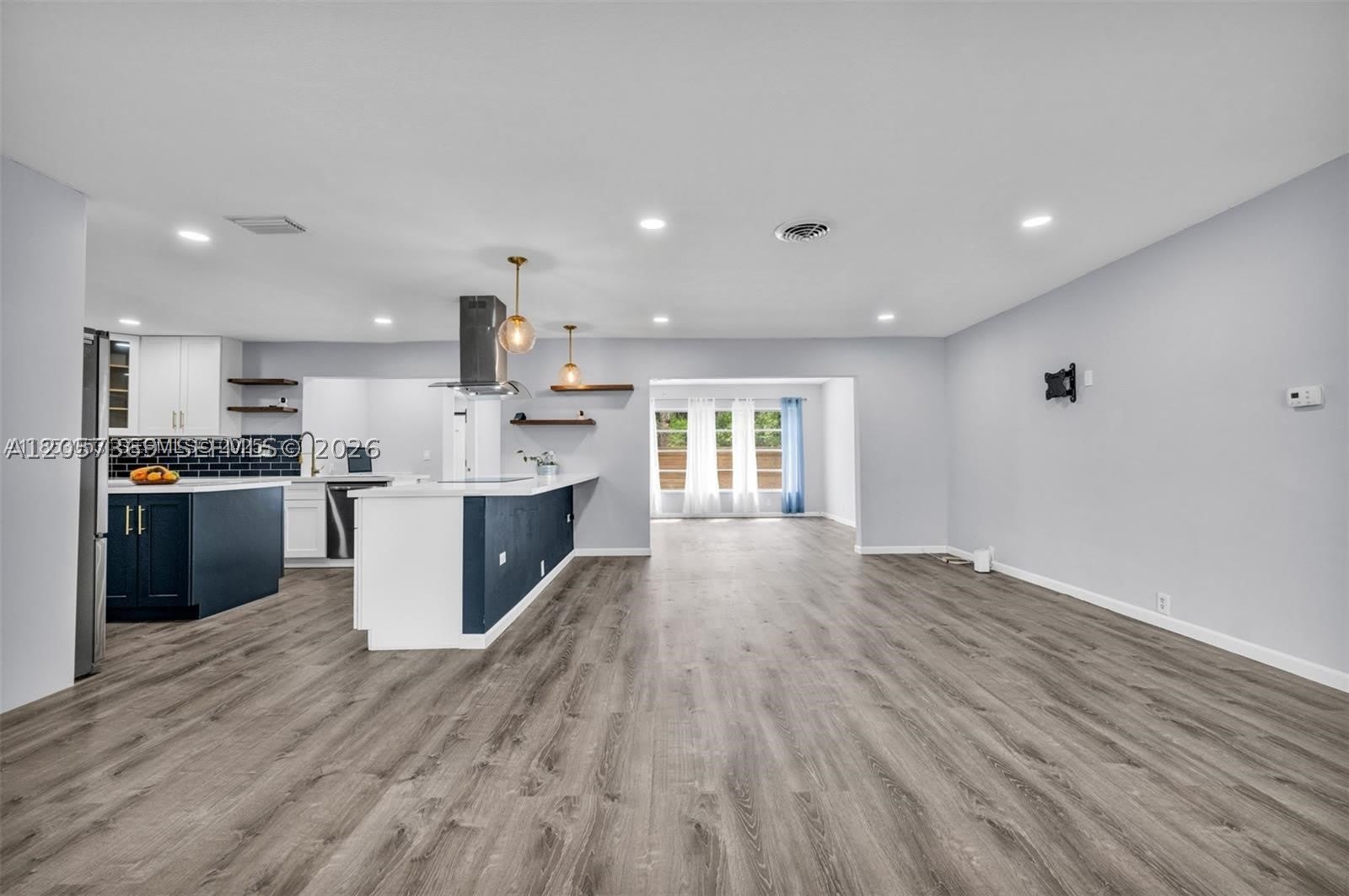 851 SW 49th Ter – photo 5