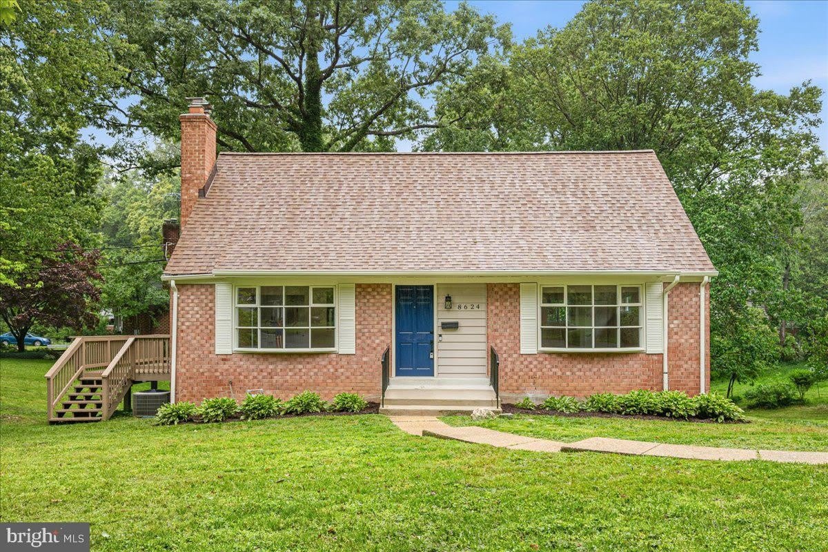 8624 PARLIAMENT Drive – photo 2