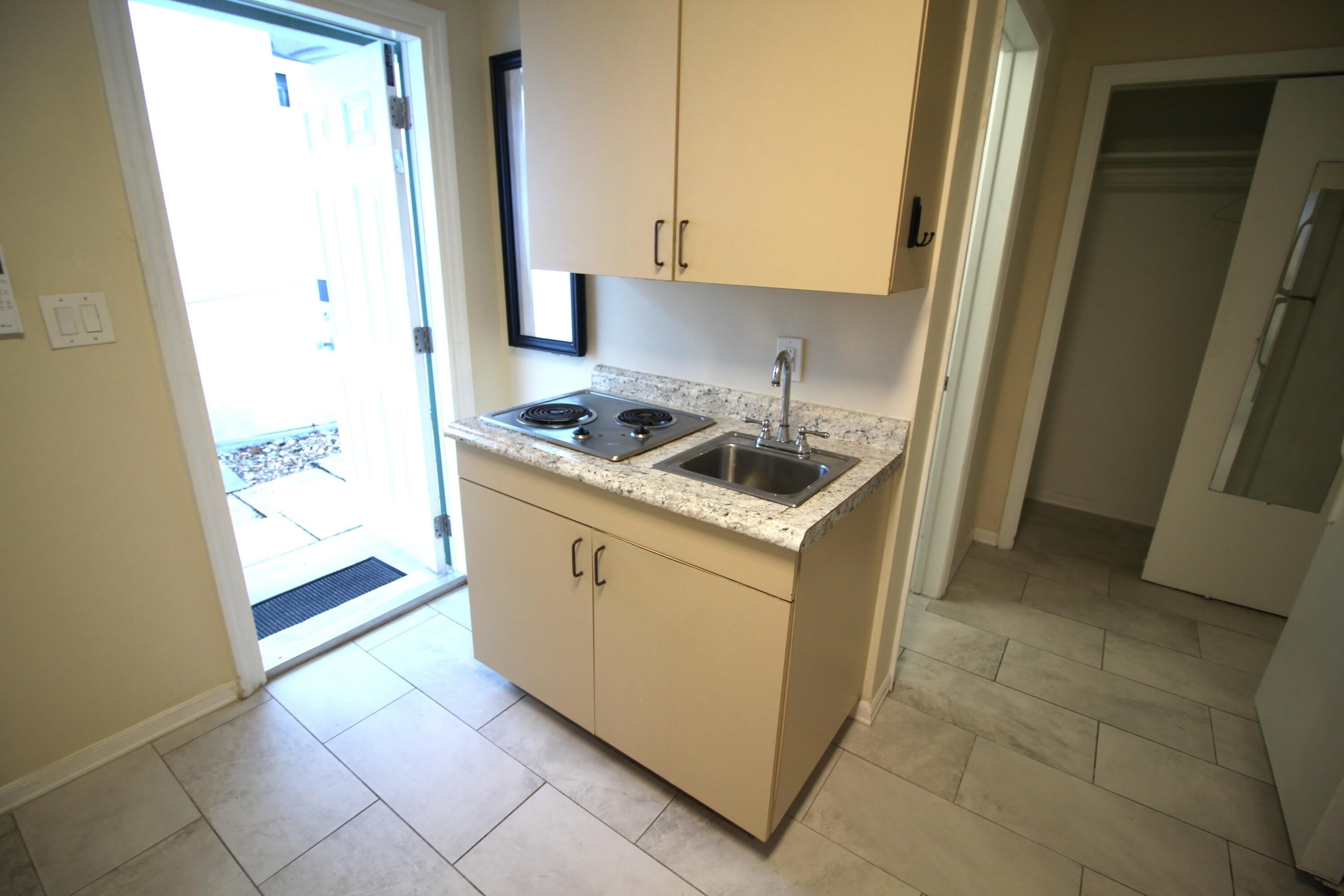 4440 Bougainvilla Drive – photo 3