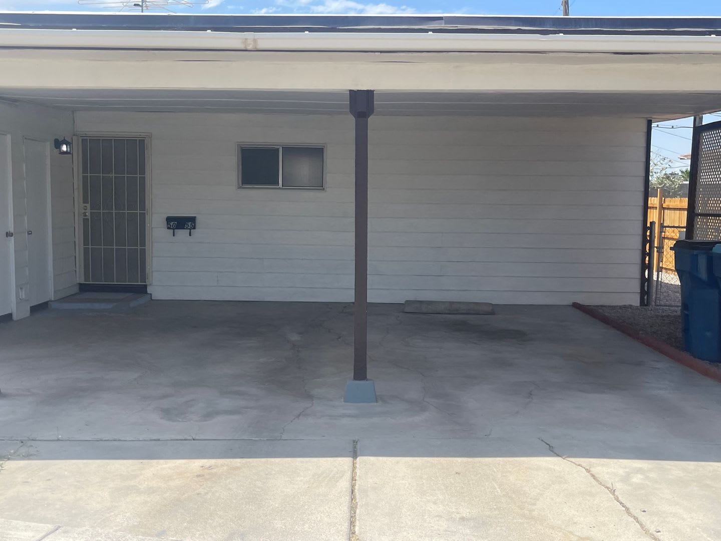 Classic 3Bed/2Bath single story home located near Boulder Highway – photo 5