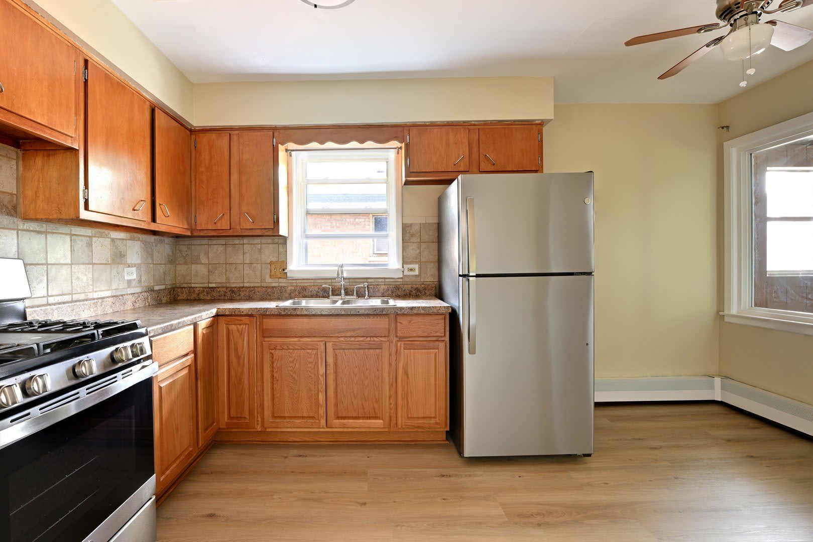 1018 S 11th Avenue – photo 4