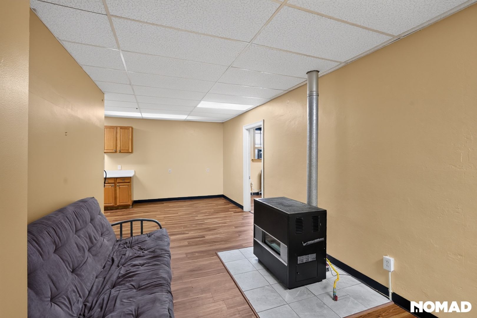 Large updated flat on Pawling Ave Heat + washer dryer Included – photo 1