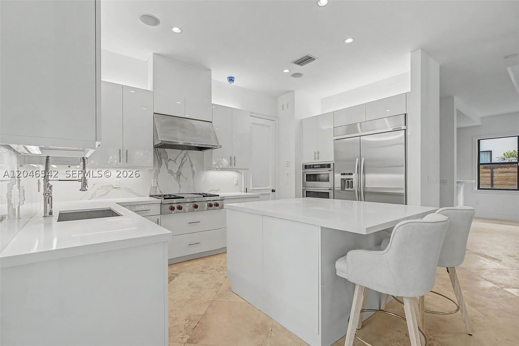 2561 Trapp Ave – photo 5