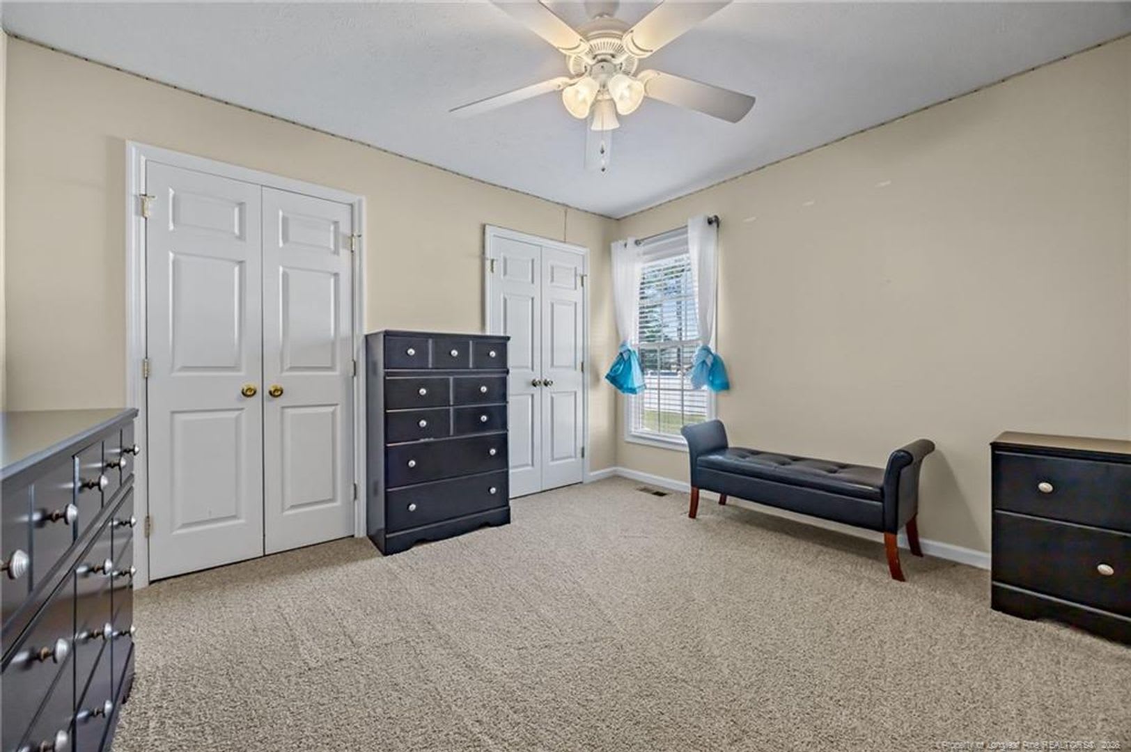 Stunning 4-Bedroom Brick Ranch with Bonus Room, Mother-in-Law Suite & Theater/Game Room – photo 5