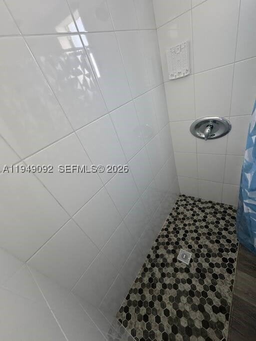 7638 N Miami Avenue – photo 3