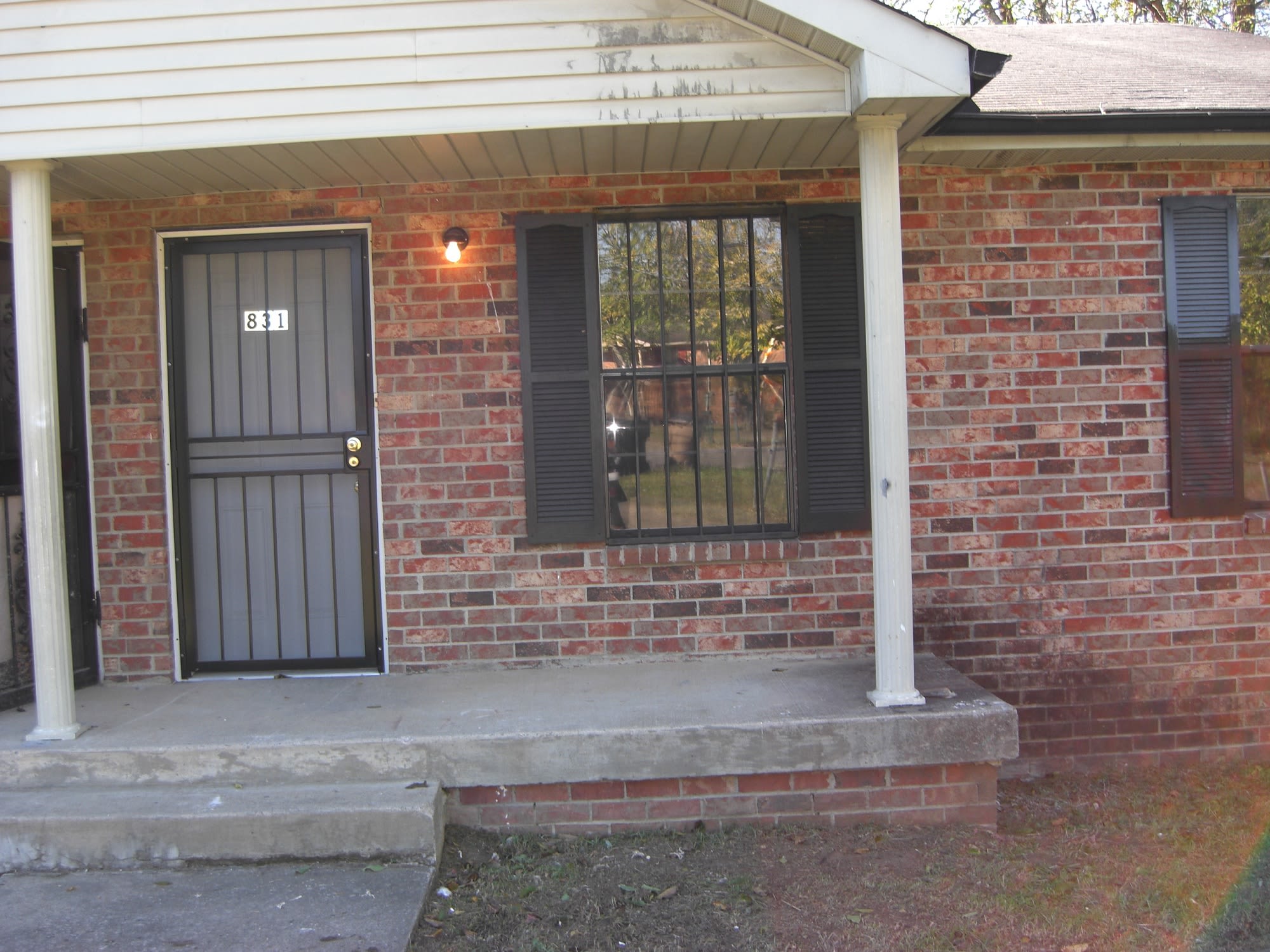 831 Charlie Pl – photo 1