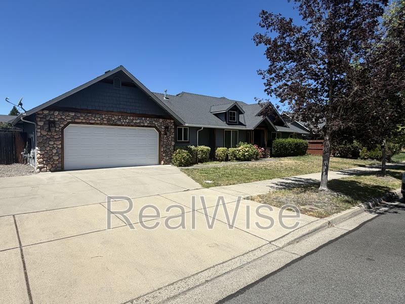 1388 Kellenbeck Ave – photo 1