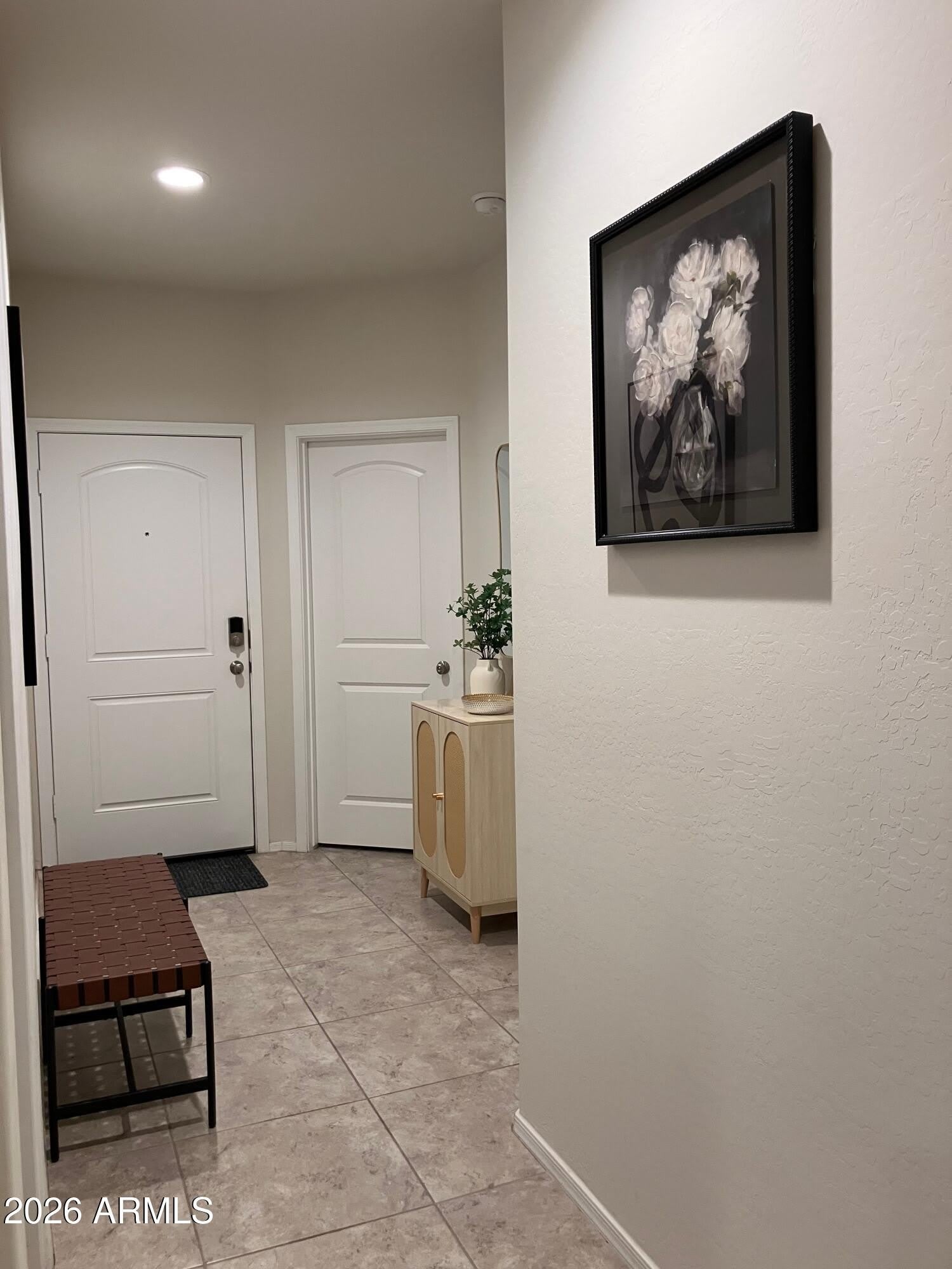 30998 W EARLL Drive – photo 2