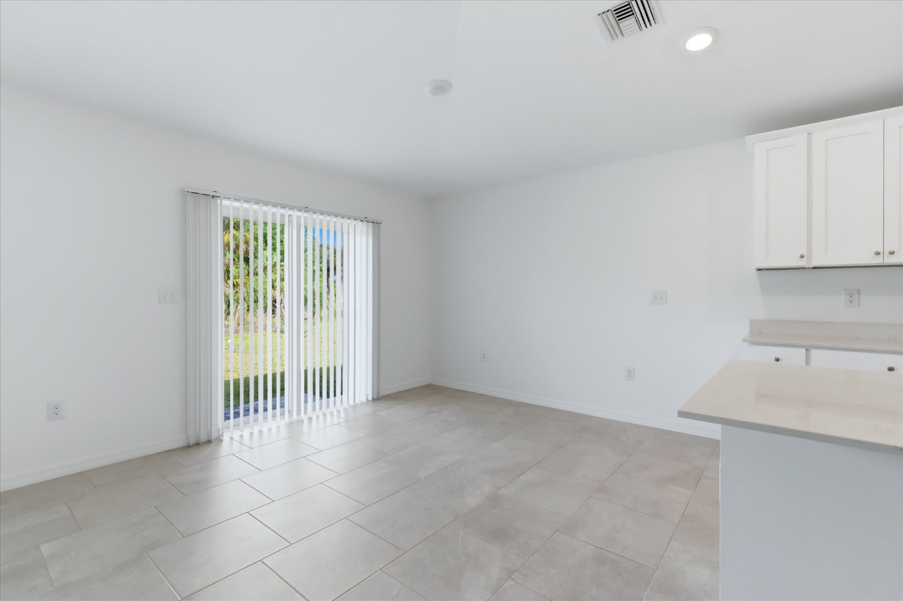 3911 Treasure Oak Way – photo 5