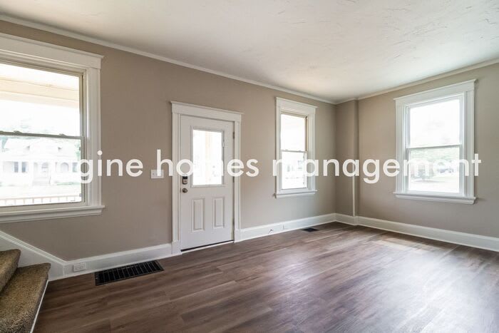 2816 Madison Road – photo 4