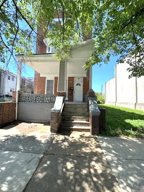 2402 Lakeview Avenue – photo 5