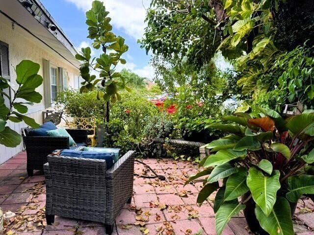 3803 HEATHER Drive W – photo 2