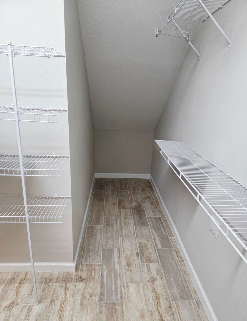 2630 Vinson Ave – photo 3