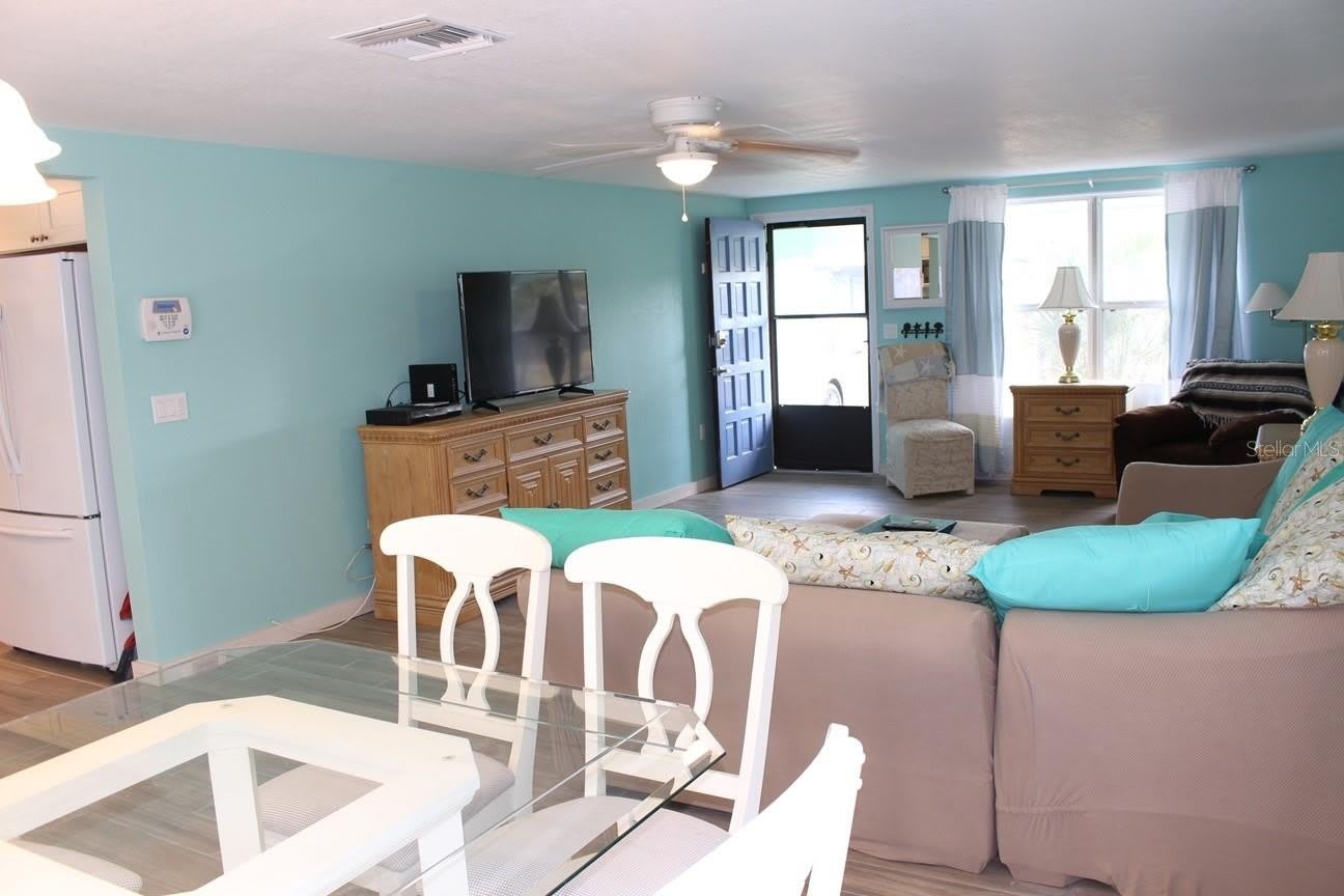 658 ROANOKE Street – photo 4
