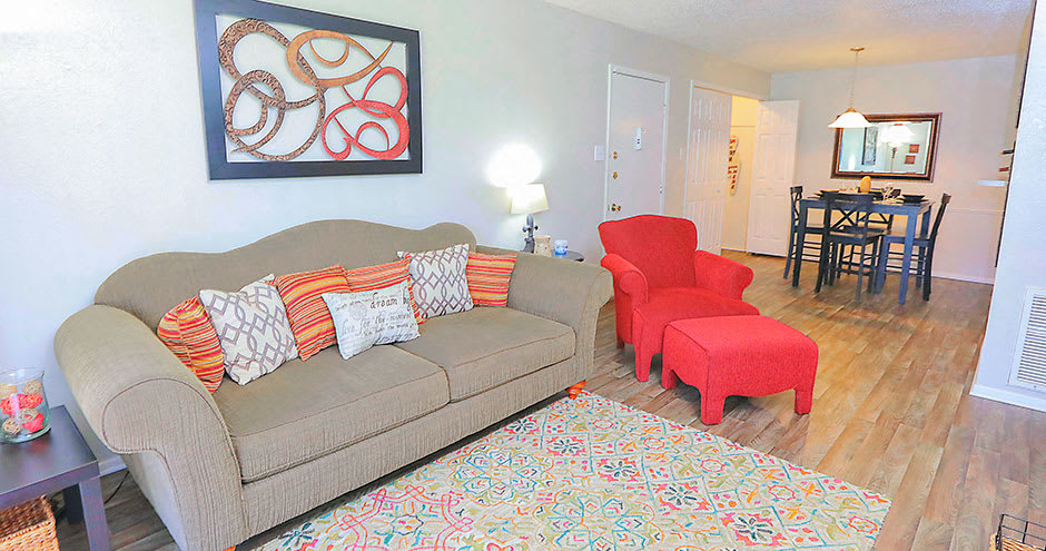 The Ashton Apartments – photo 5