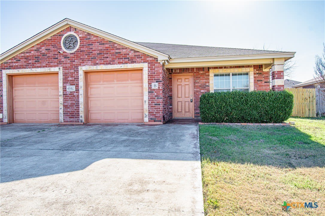 4102 Cambridge Drive – photo 1