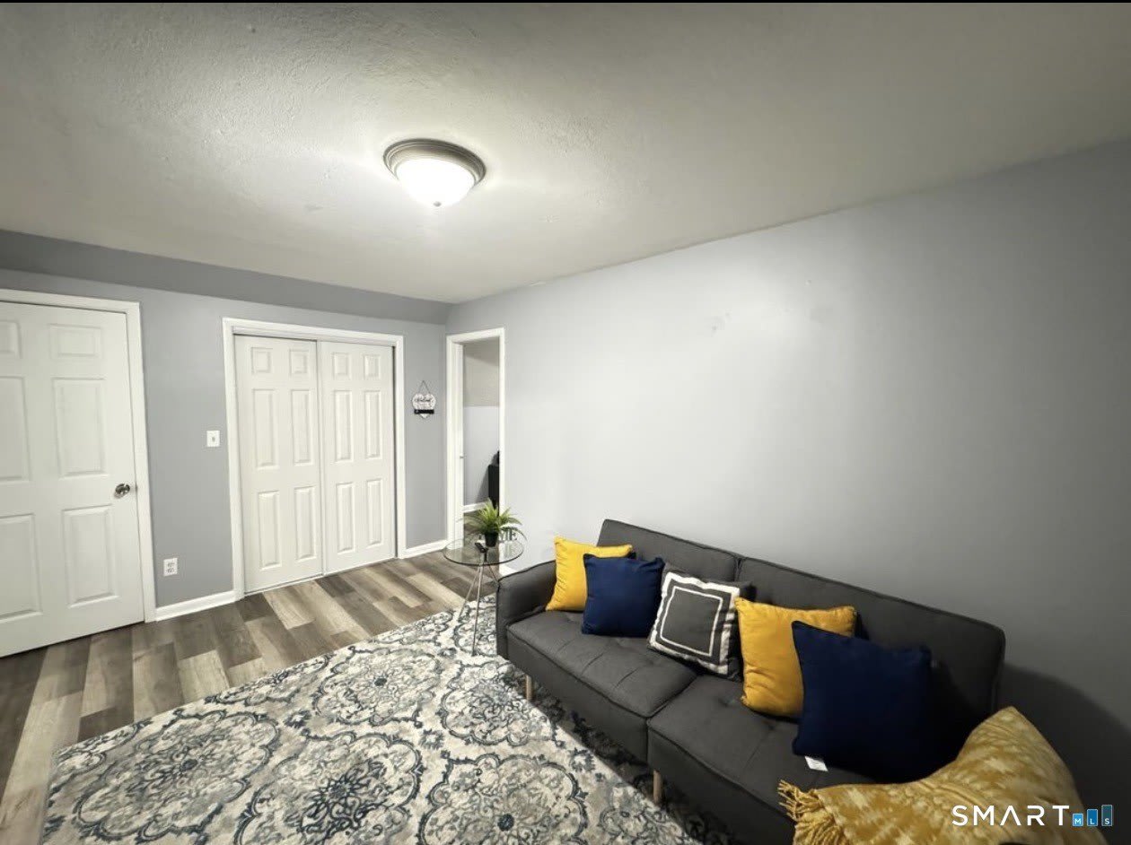 21 Pond Lily Avenue – photo 1