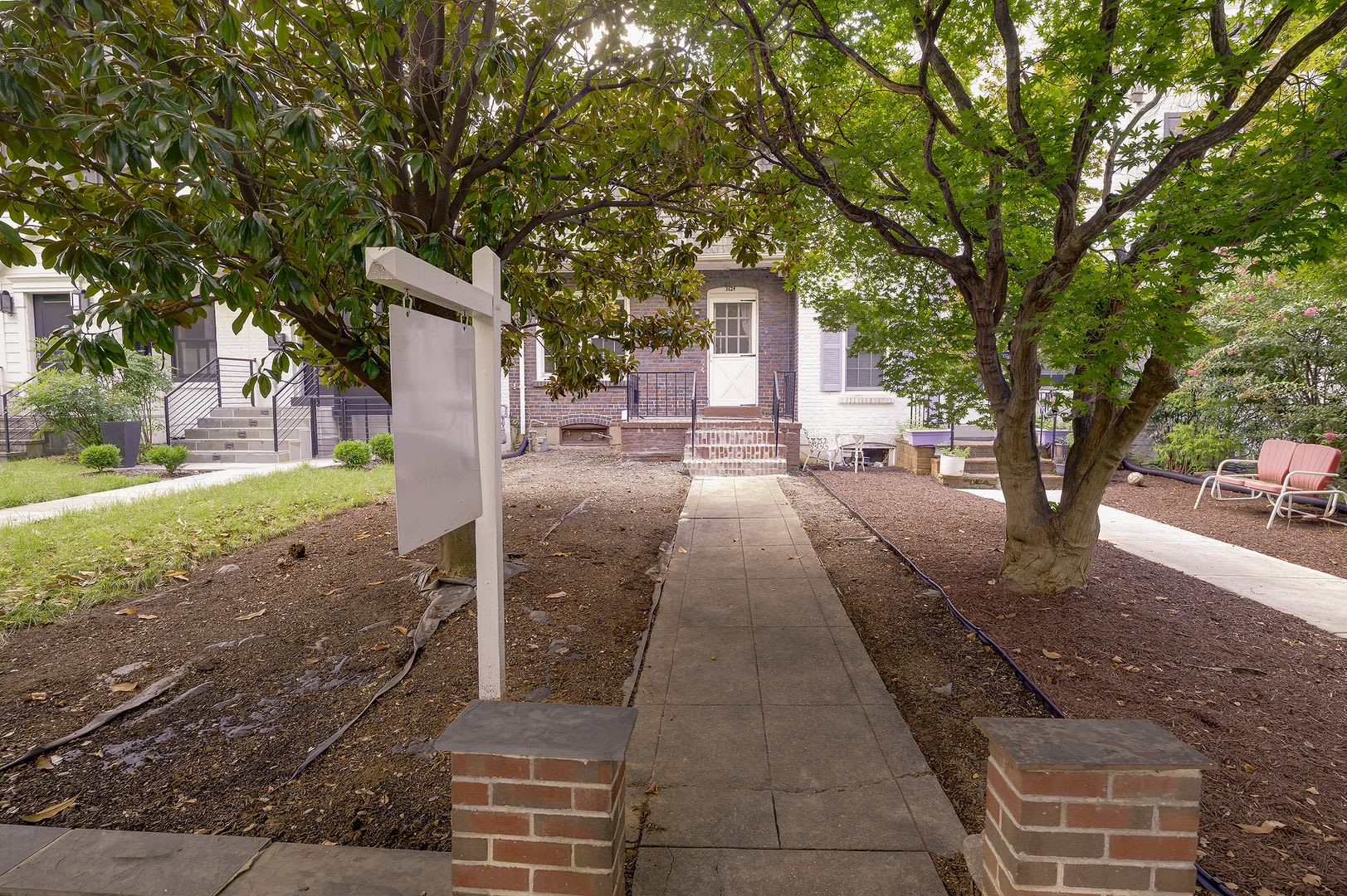 NW Rowhouse Near Georgetown University & Hospital Available Now – photo 5