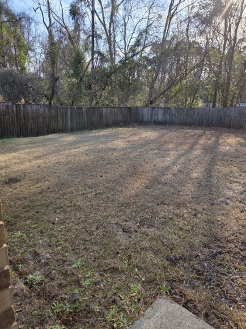 3 Bedroom 1 Bath – photo 1