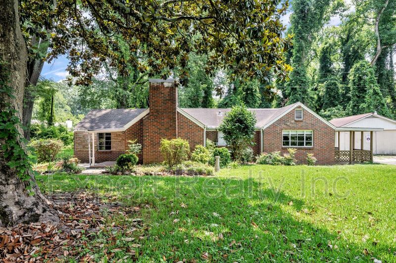 216 Meadowood Ave – photo 1
