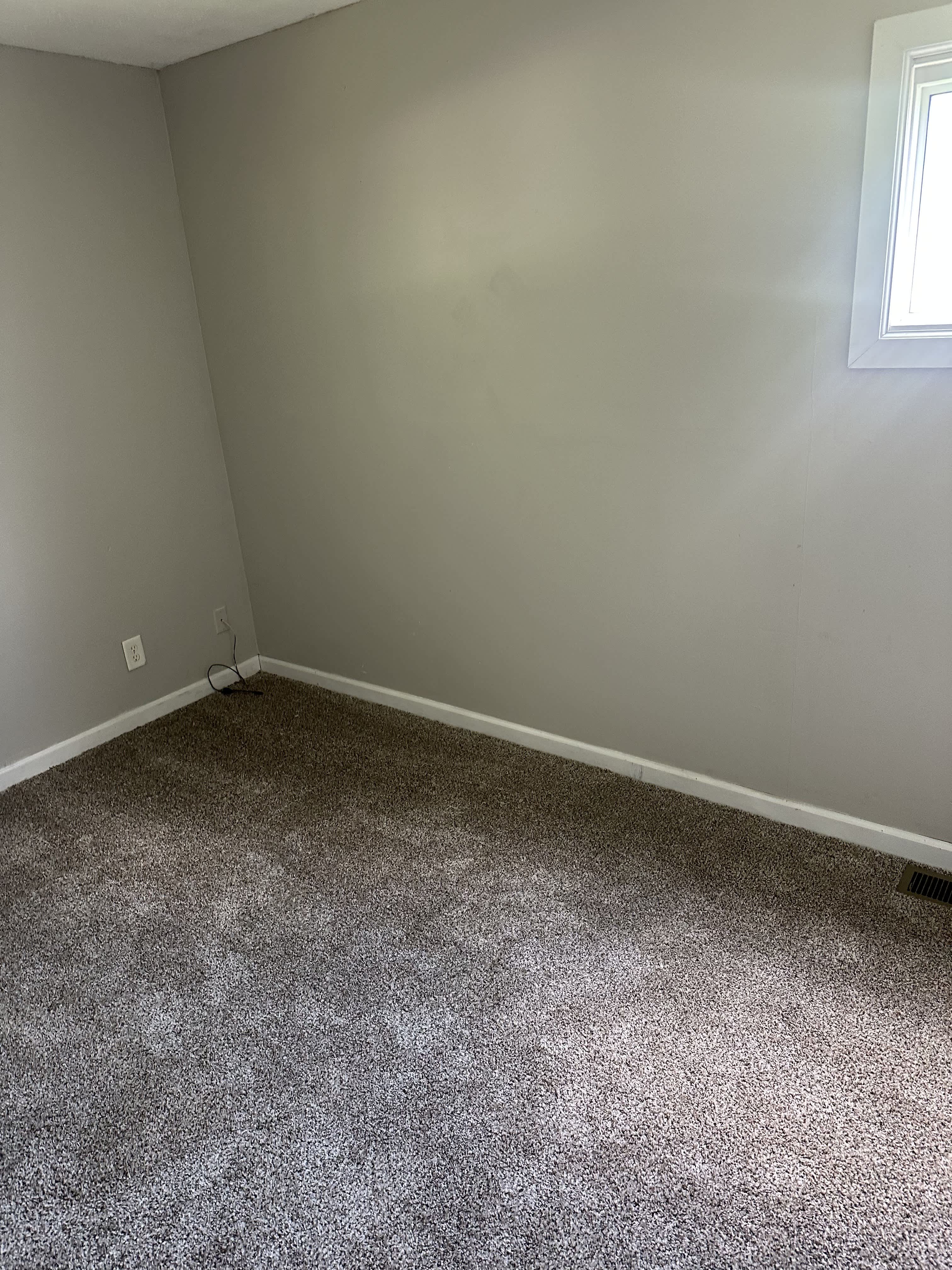 2262 Vale Dr – photo 4