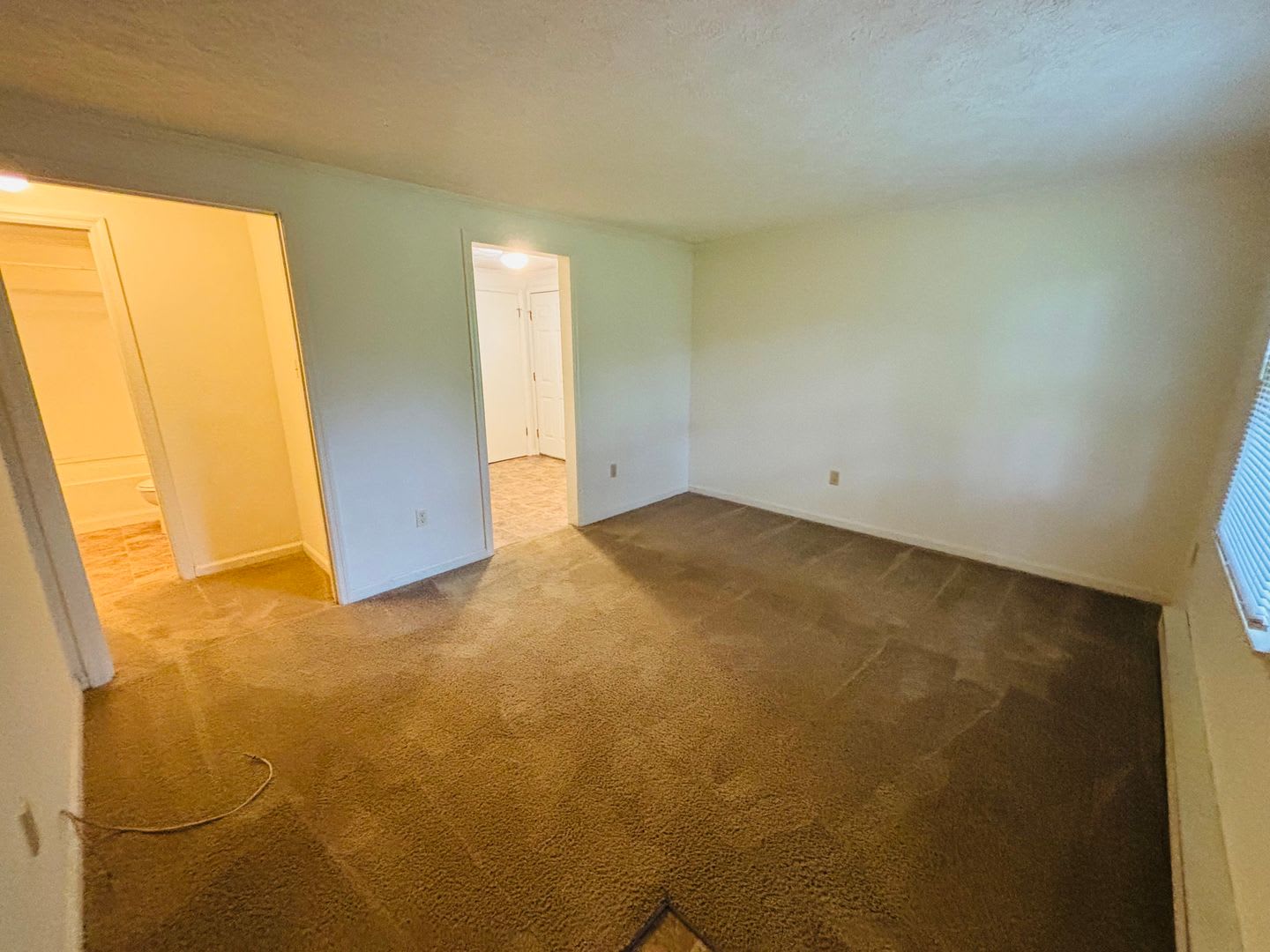 2 Bedroom 1 Bath Duplex – photo 3