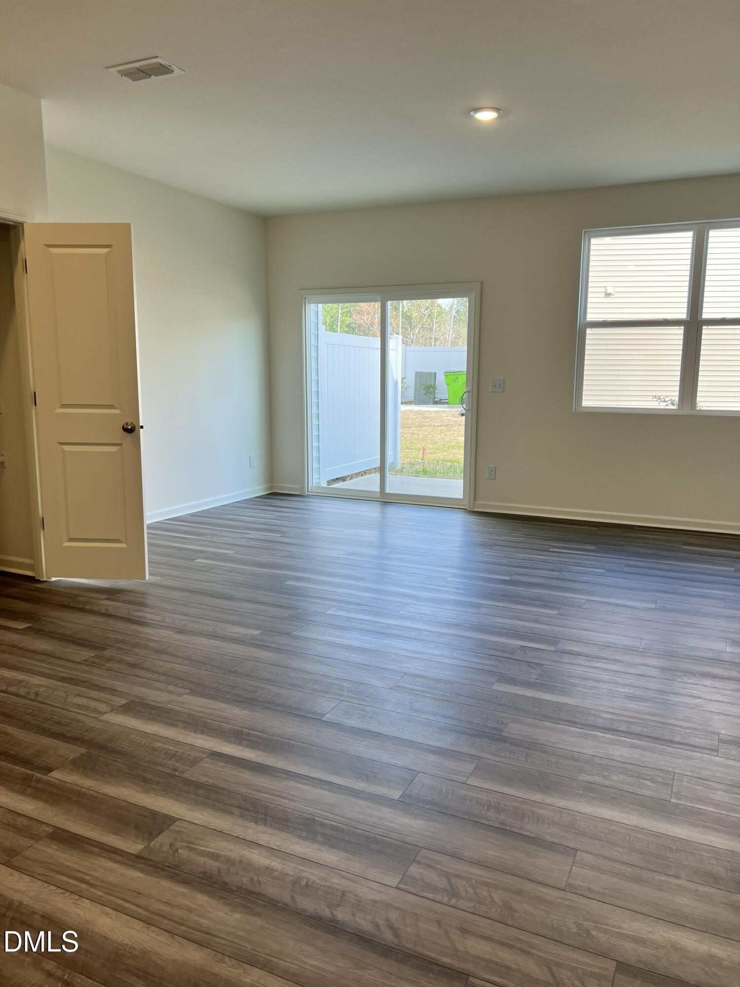 2065 Glen Crossing Drive – photo 3