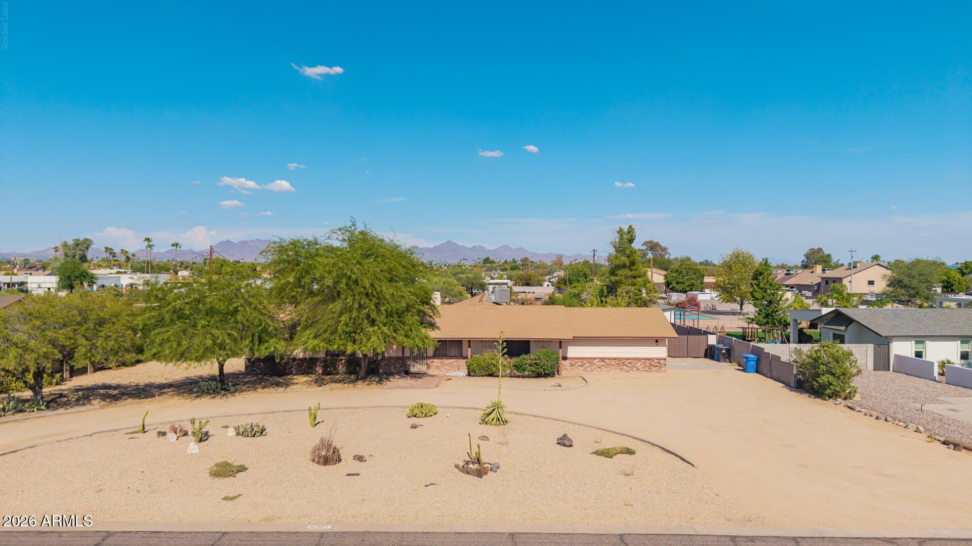 16223 N 40th Place – photo 1