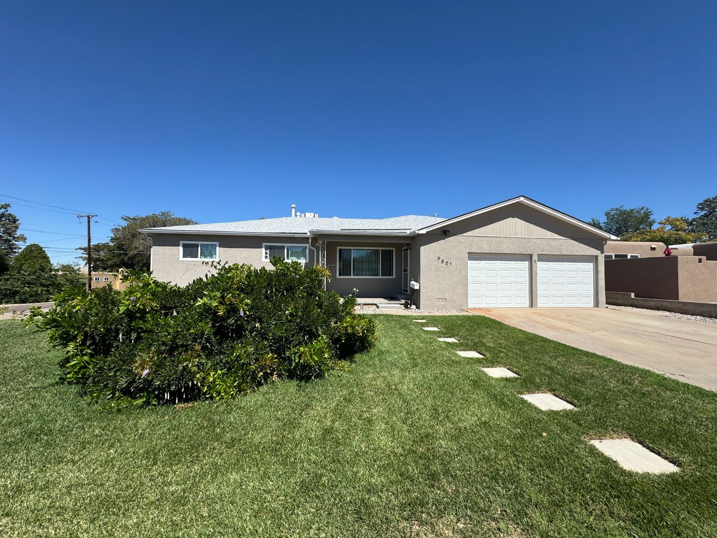 9501 Arvilla Ave. NE – photo 1