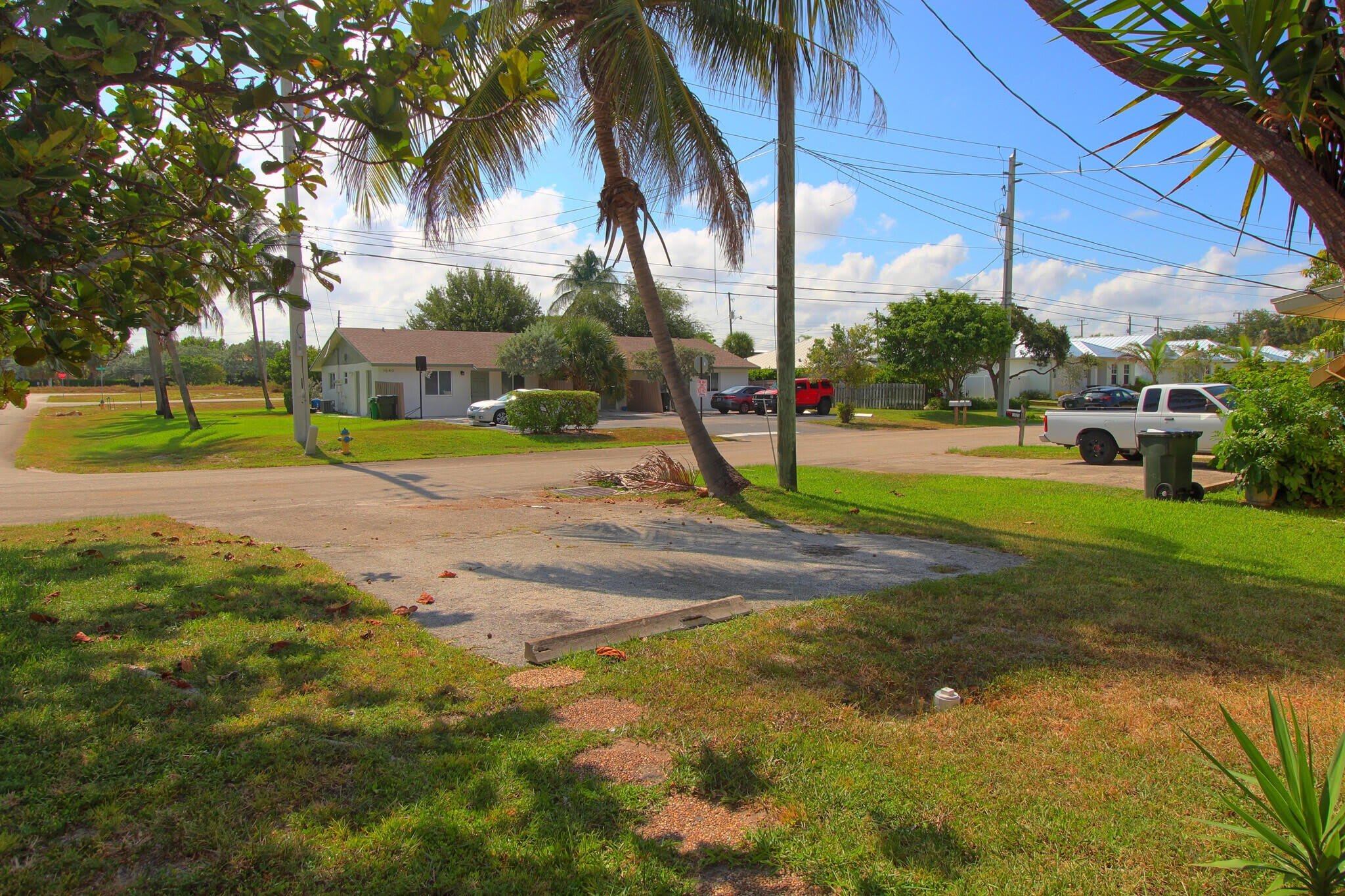 1045 Miami Boulevard – photo 4