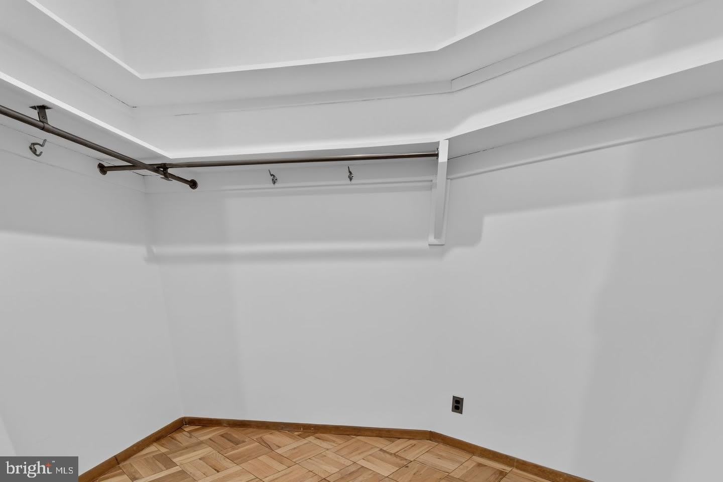 4200 CATHEDRAL Avenue NW – photo 5