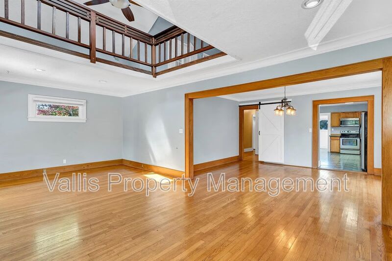 960 5th Street Northeast – photo 3