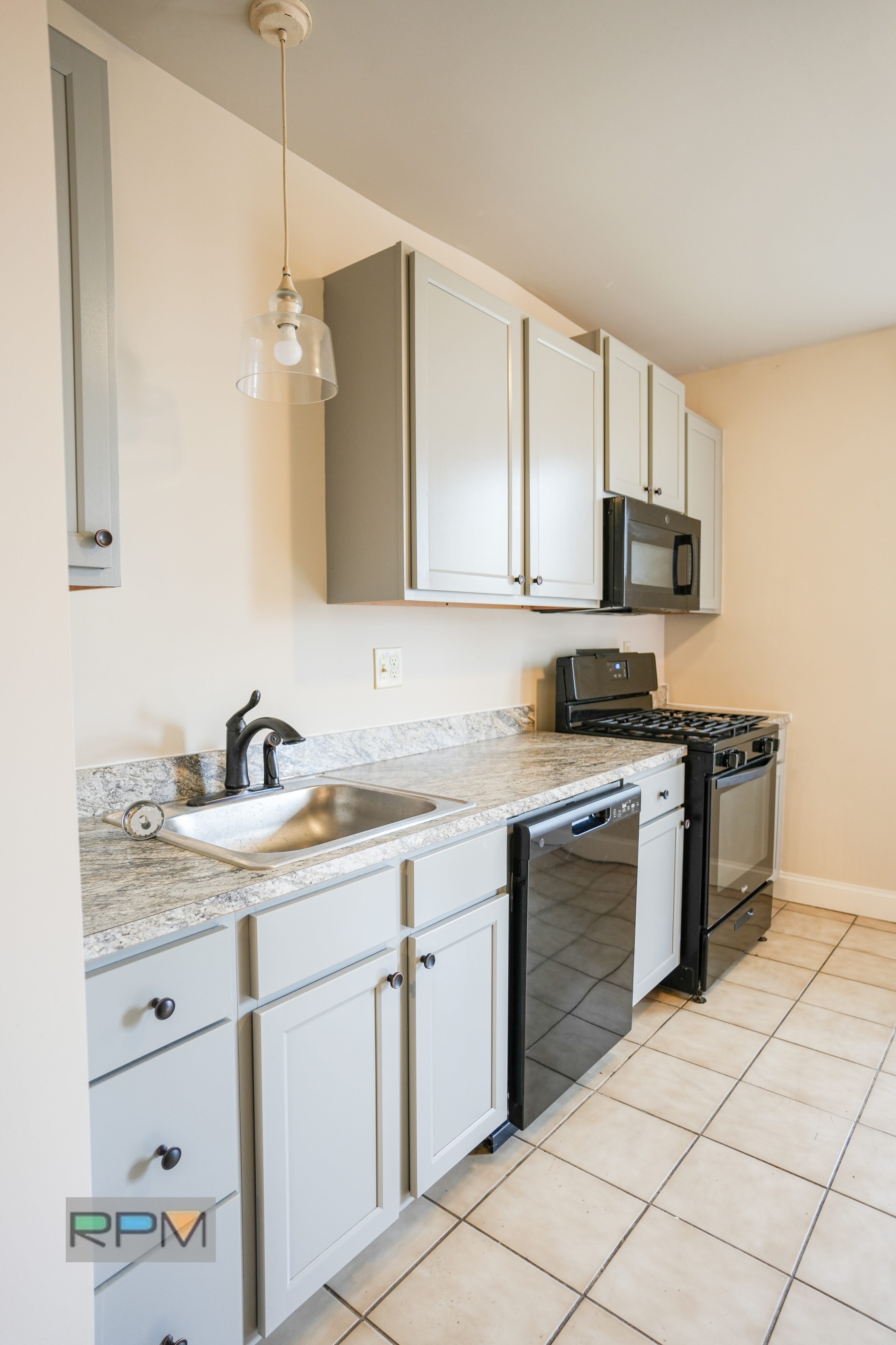2813 W Mulberry St – photo 2