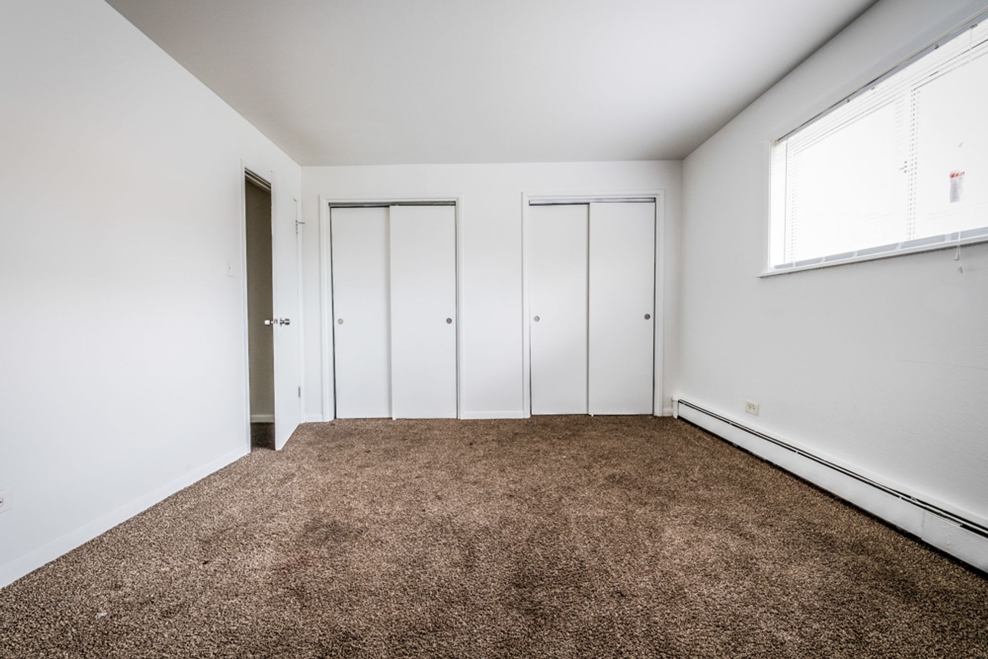 8100 S Drexel Ave – photo 4