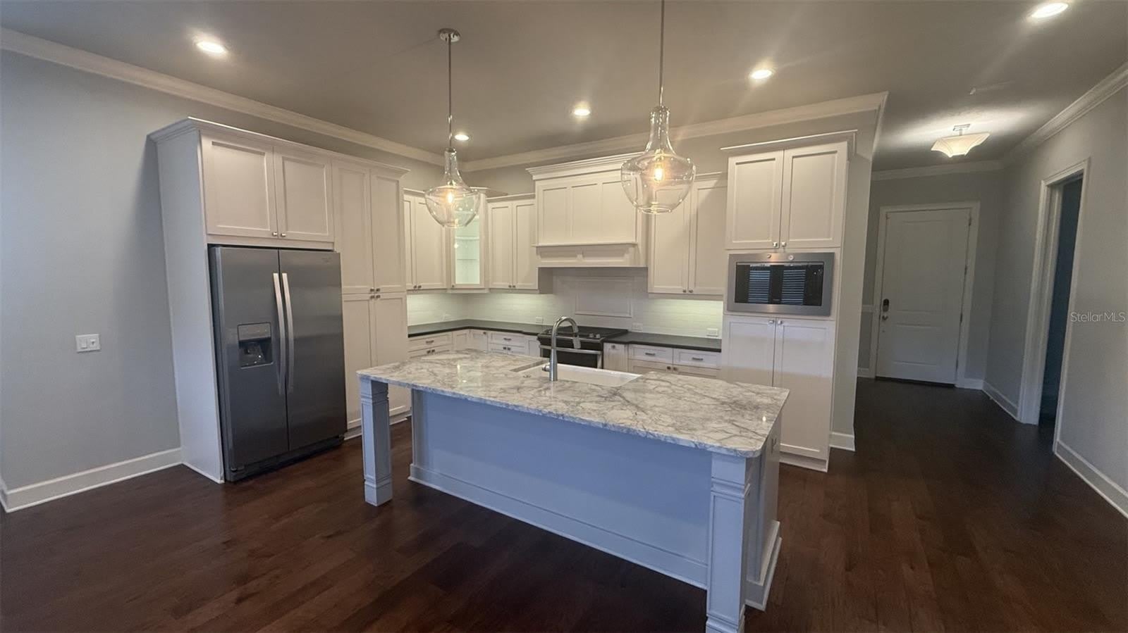 636 SW 128TH Terrace – photo 5