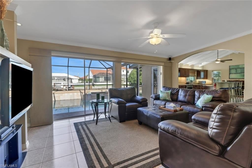 562 Goldcoast Ct – photo 5