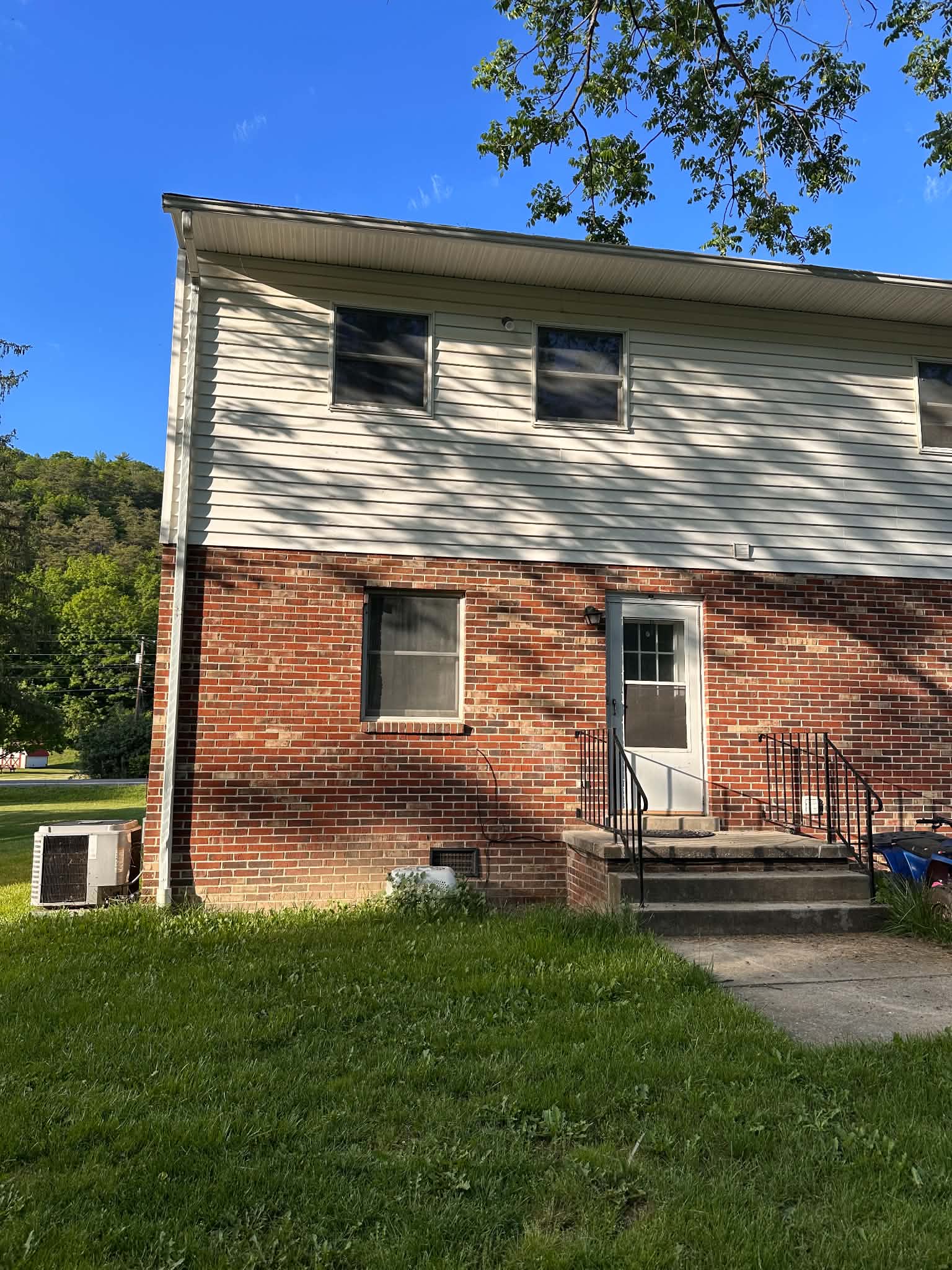 22 Town House Lane – photo 1