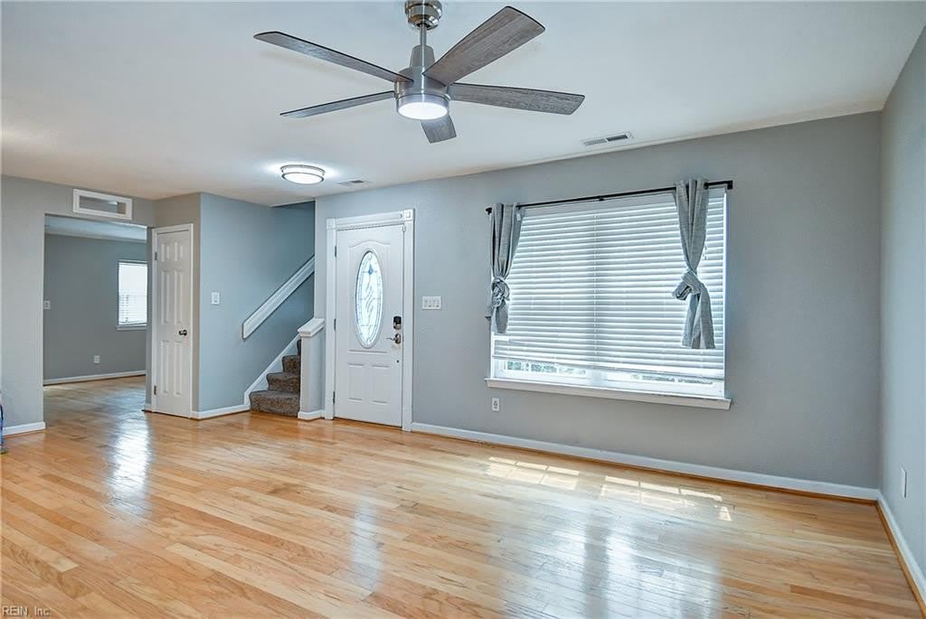 4924 Denny Drive – photo 4