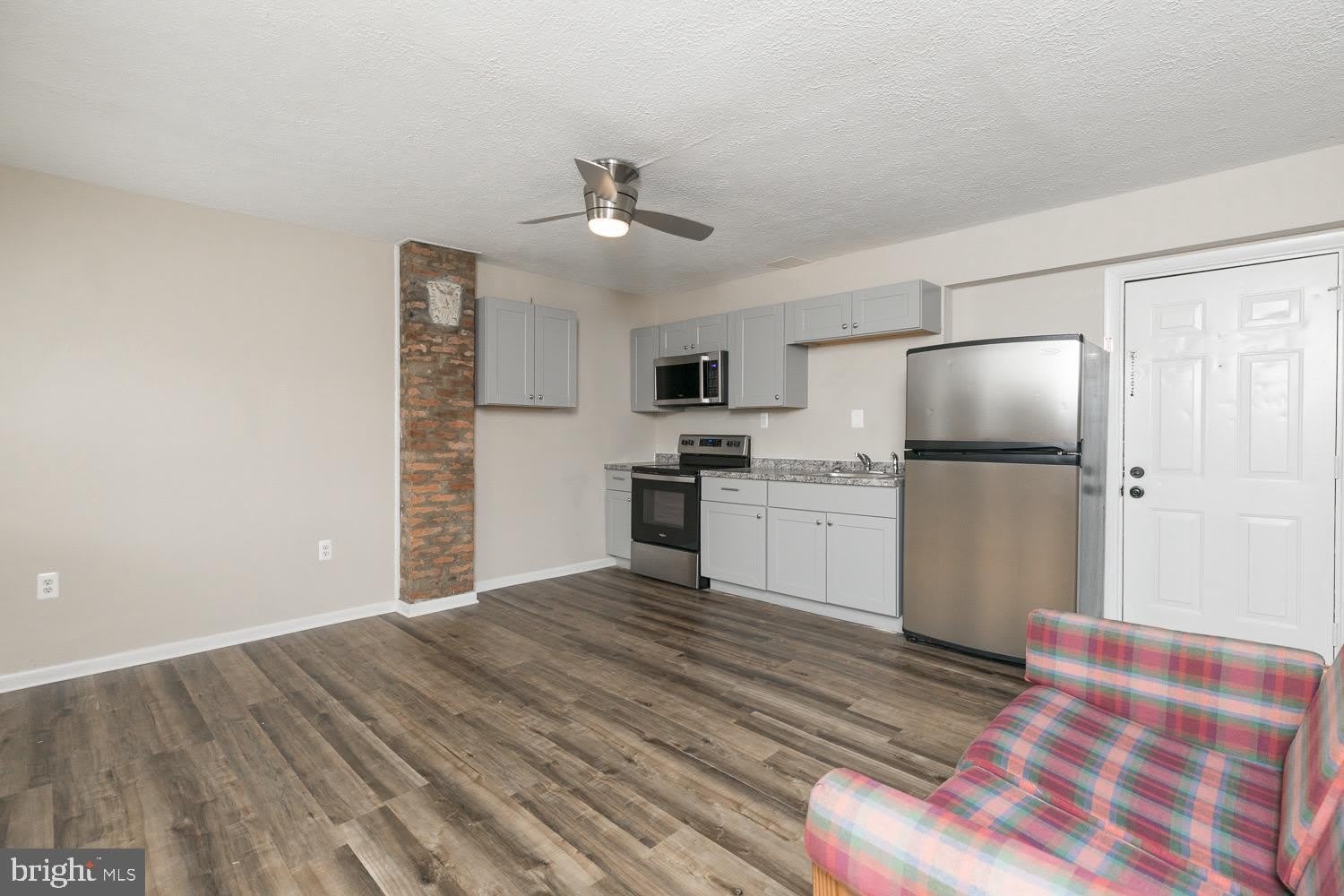 300 NATIONAL Avenue – photo 4
