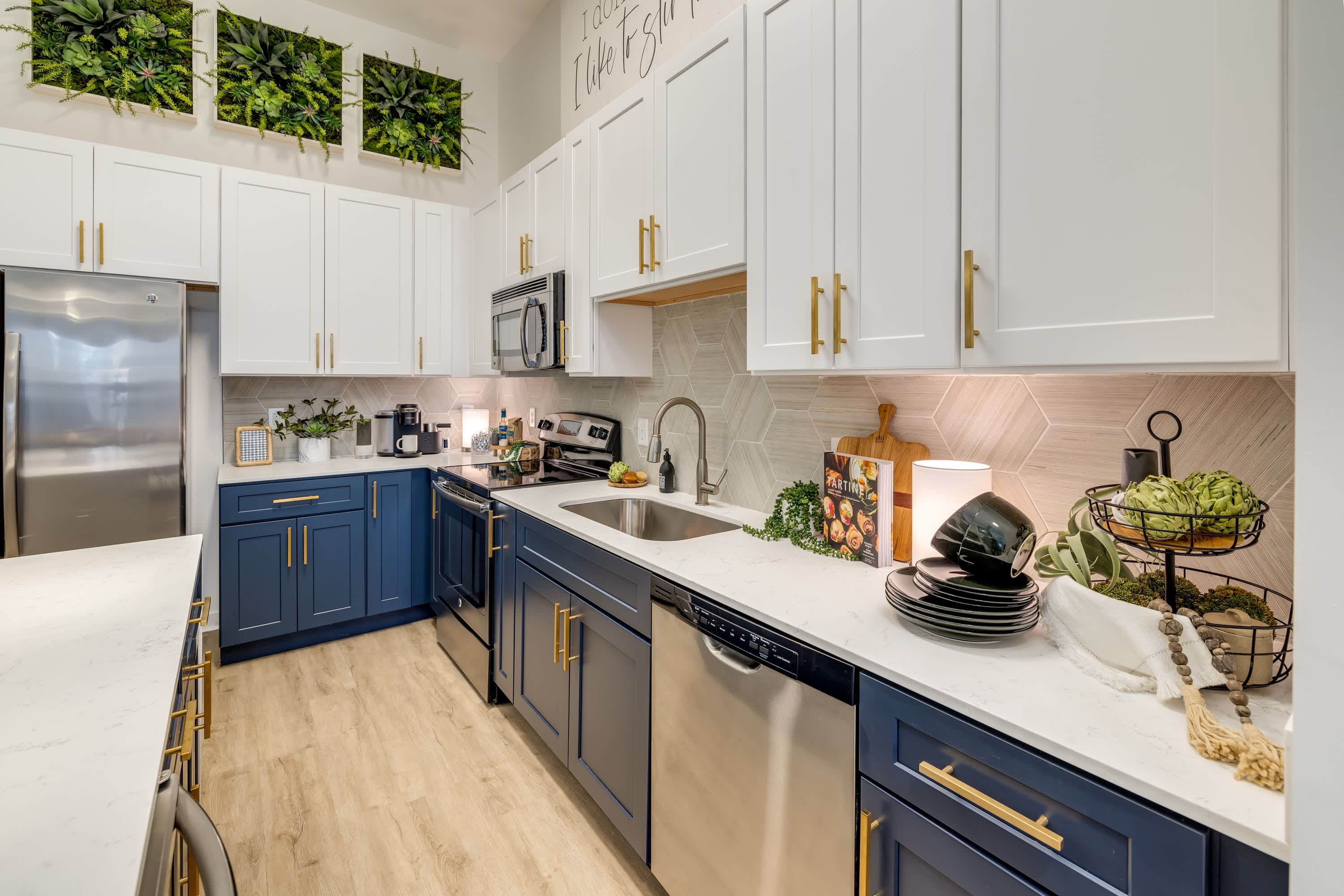 Midtown 205 – photo 2